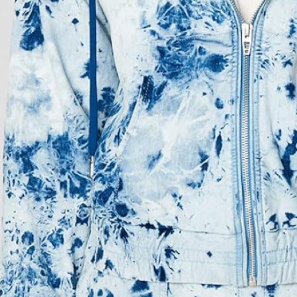 NWT BLANK NYC Full Moon Zip Up Hoodie Sweatshirt Size Small - Picture 2 of 4